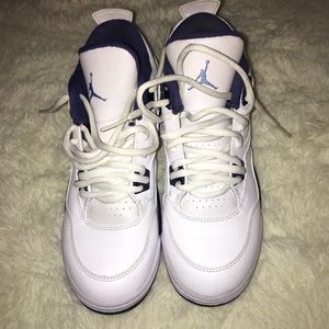 Jordan 4s